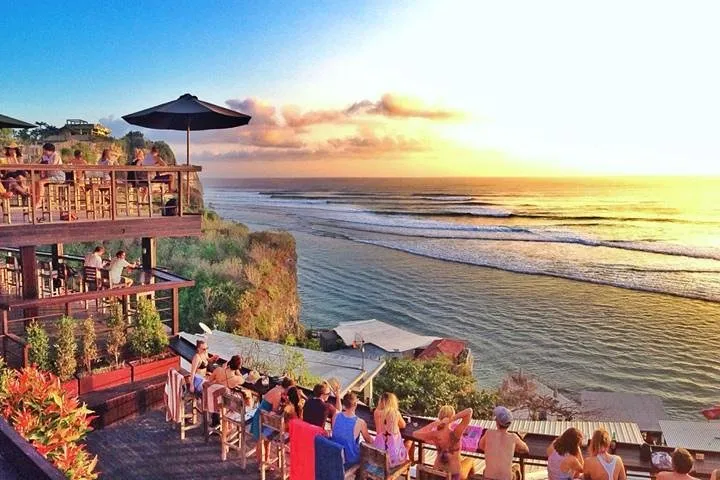 Pulau Bali Merupakan Kebanggaan Indonesia, Juga Permata yang Wajib Sobat Kunjungi dan Jangan Lupa Untuk Pencinta Wine Wajib Coba Daftar TOP 5 Ini!