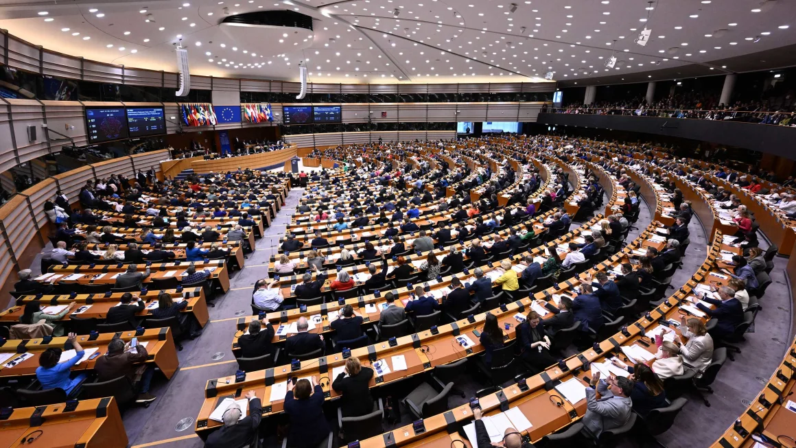 Pemilu Parlemen Eropa: Apa yang dipertaruhkan dalam pemungutan suara multi-negara terbesar di dunia